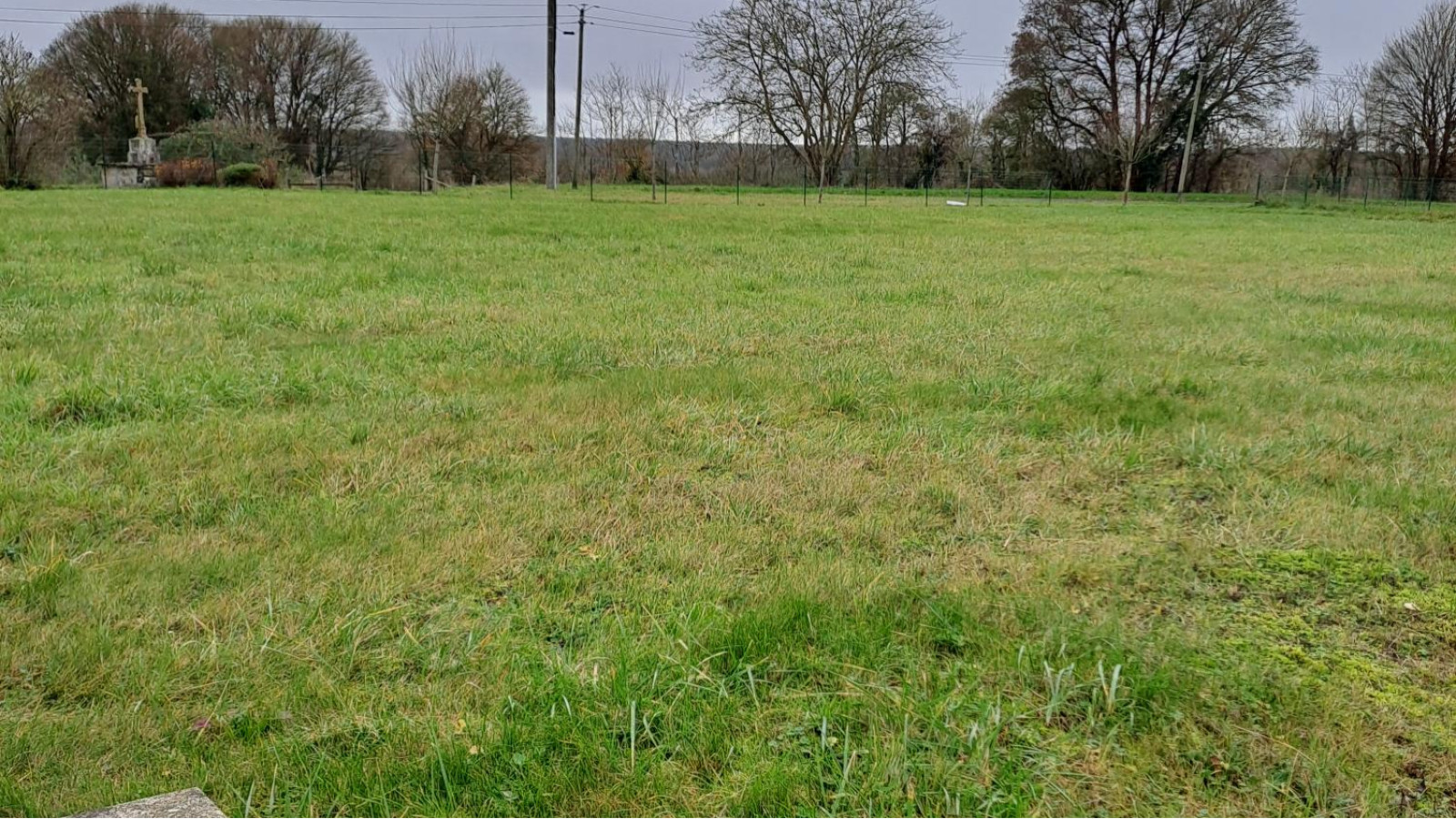 Terrain constructible de 599m2 à Baugé-en-Anjou