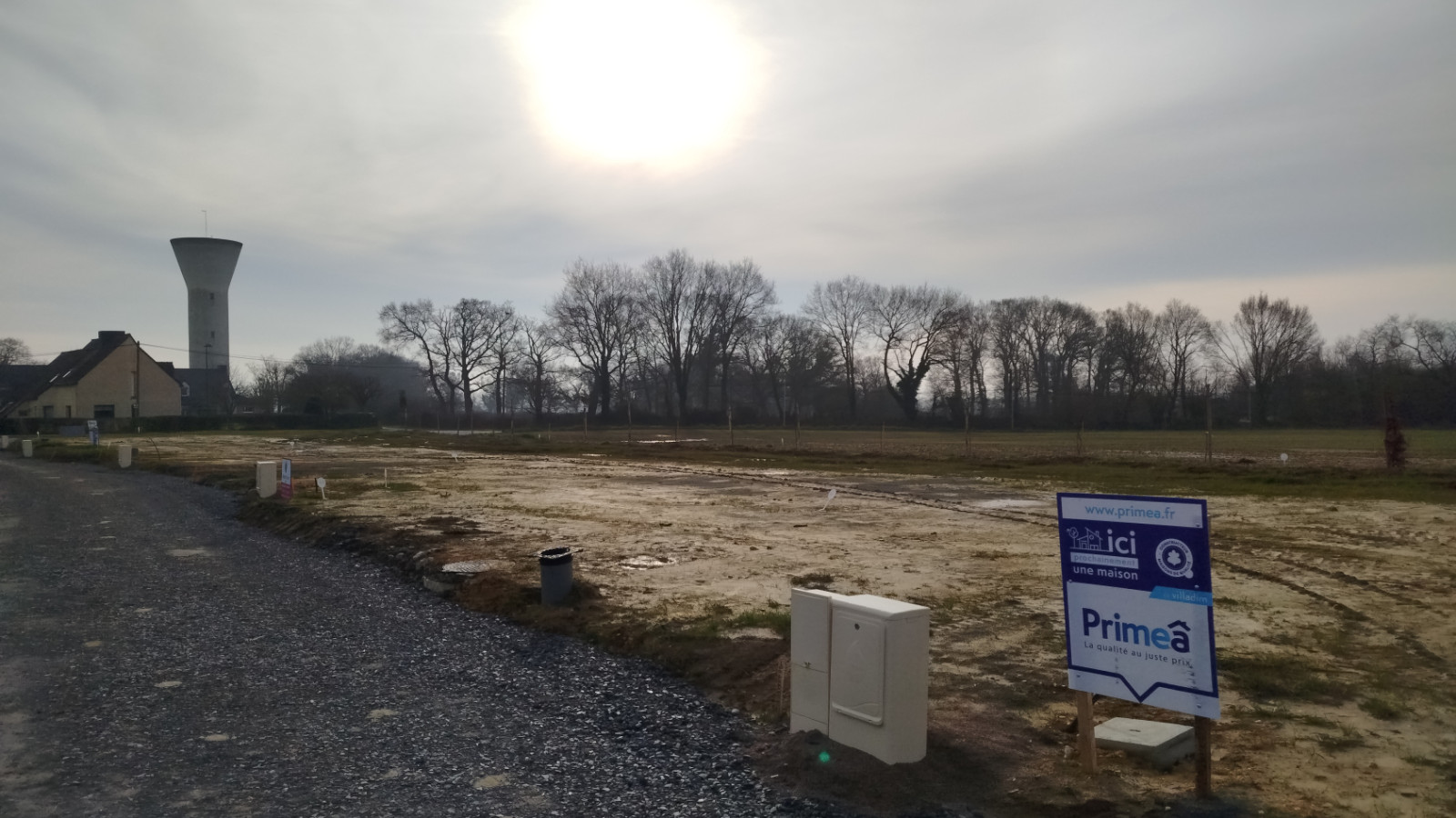 Terrain constructible de 371m2 à Dingé