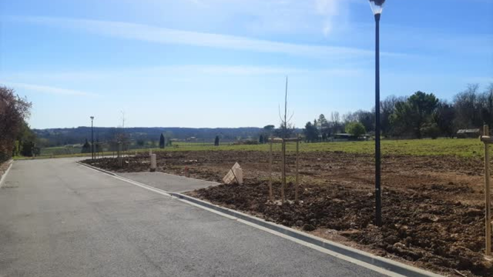 Terrain constructible de 670m2 à Saint-Laurent-Médoc