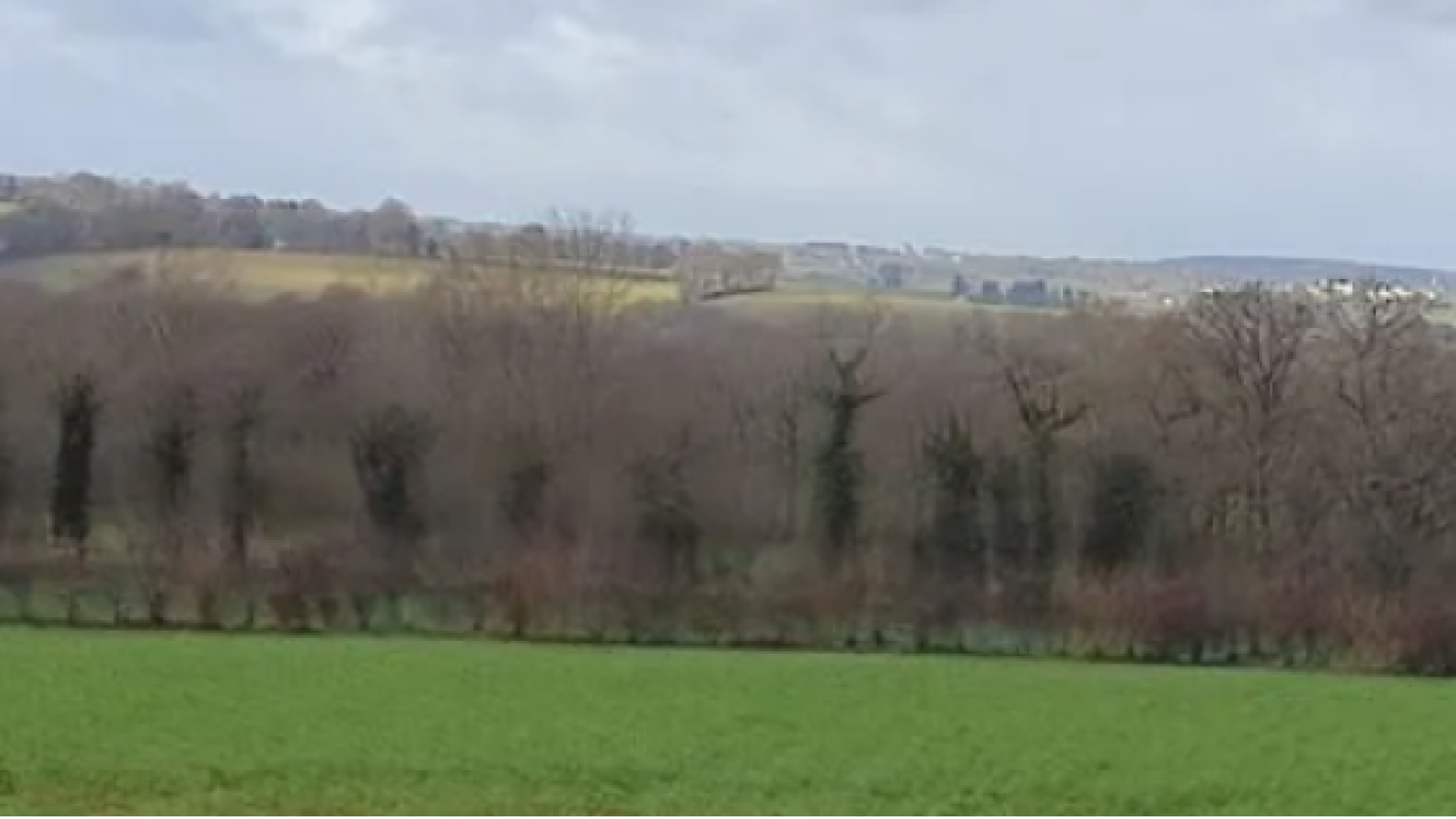 Terrain constructible de 400m2 à Saint-Gérand-Croixanvec