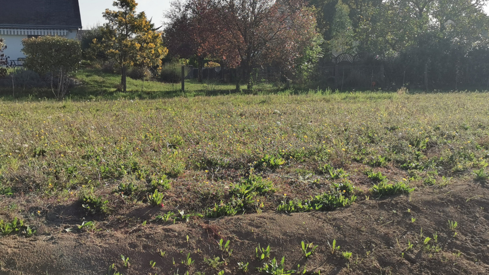 Terrain constructible de 303m2 à Luynes