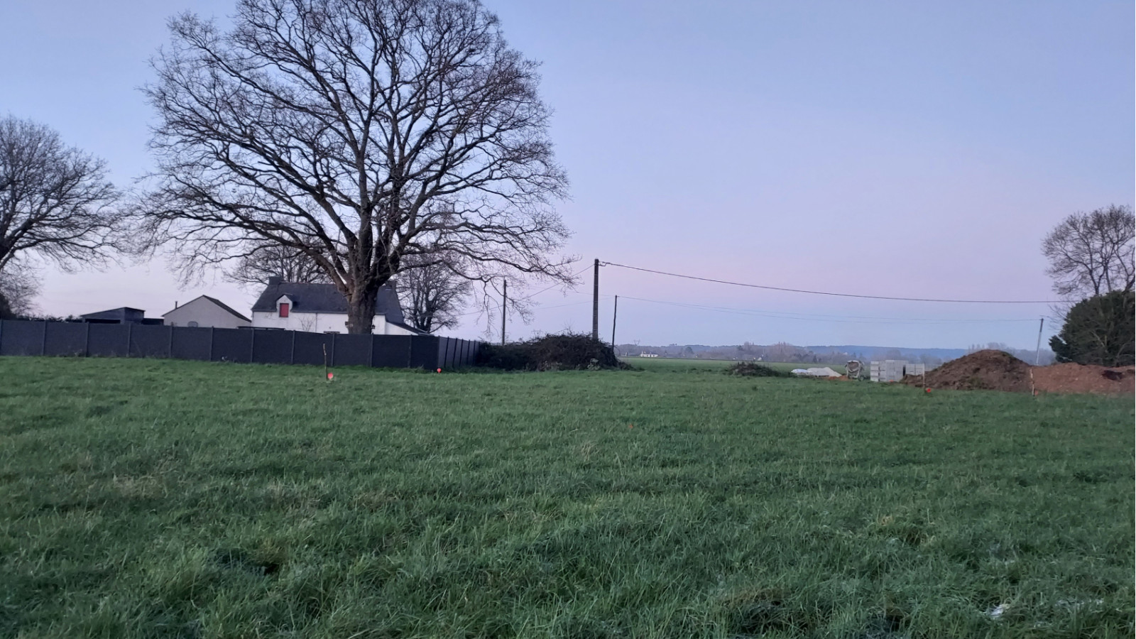 Terrain constructible de 633m2 à Saint-Gildas-des-Bois