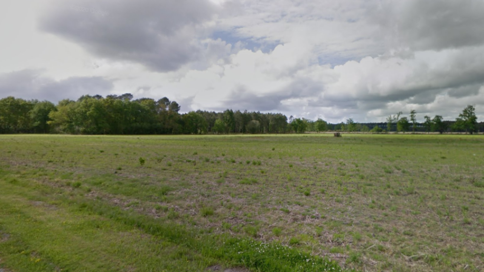 Terrain constructible de 965m2 à Castets