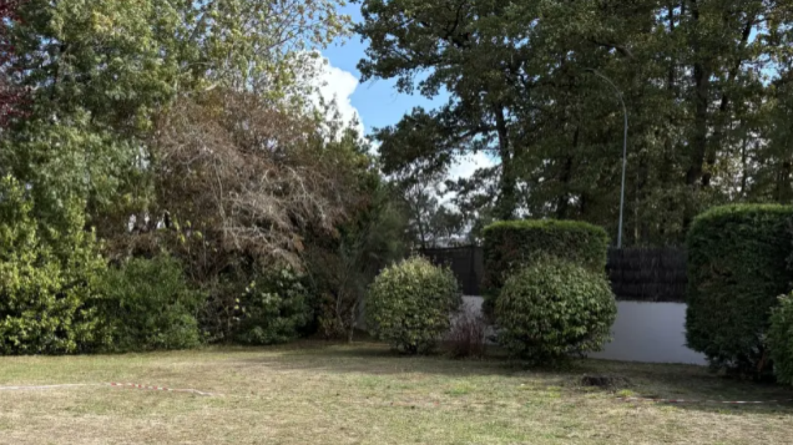 Terrain constructible de 684m2 à Carbon-Blanc