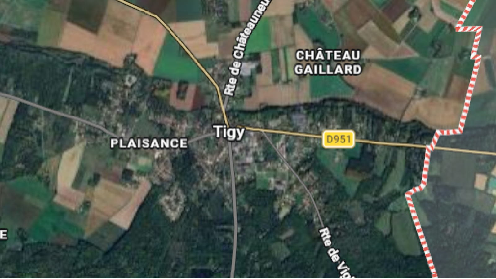 Terrain constructible de 2000m2 à Tigy