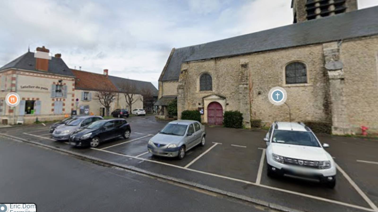 Terrain constructible de 957m2 à Bou