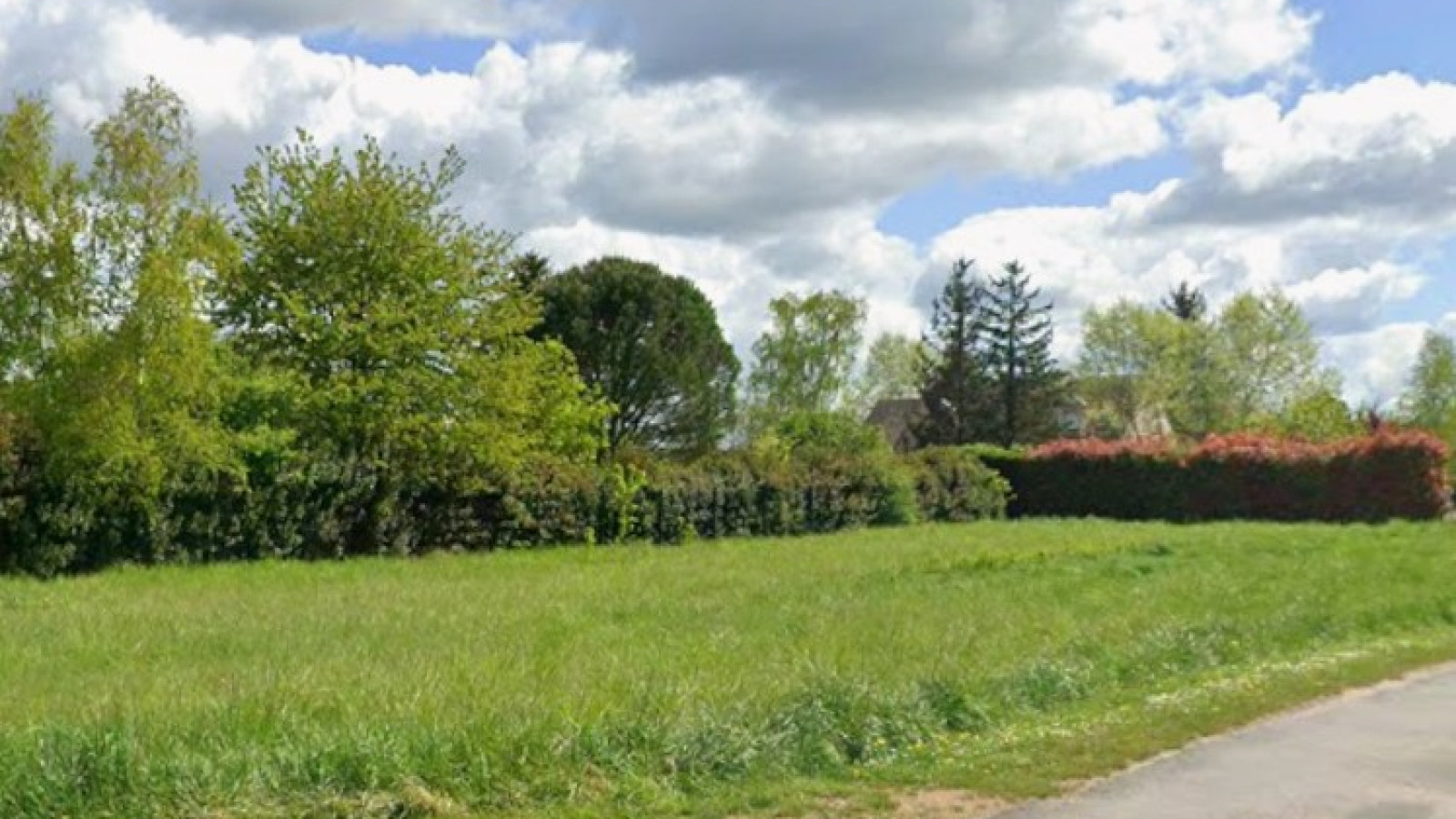 Terrain constructible de 600m2 à Huisseau-sur-Cosson