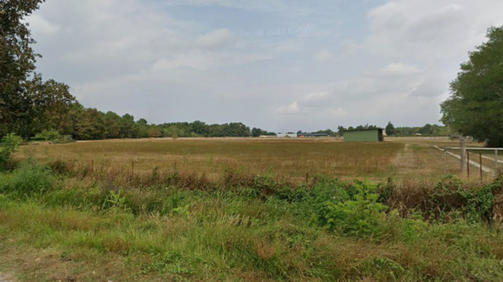 Terrain constructible de 685m2 à Ludon-Médoc