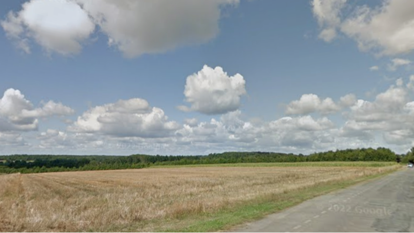 Terrain constructible de 288m2 à Pleugueneuc