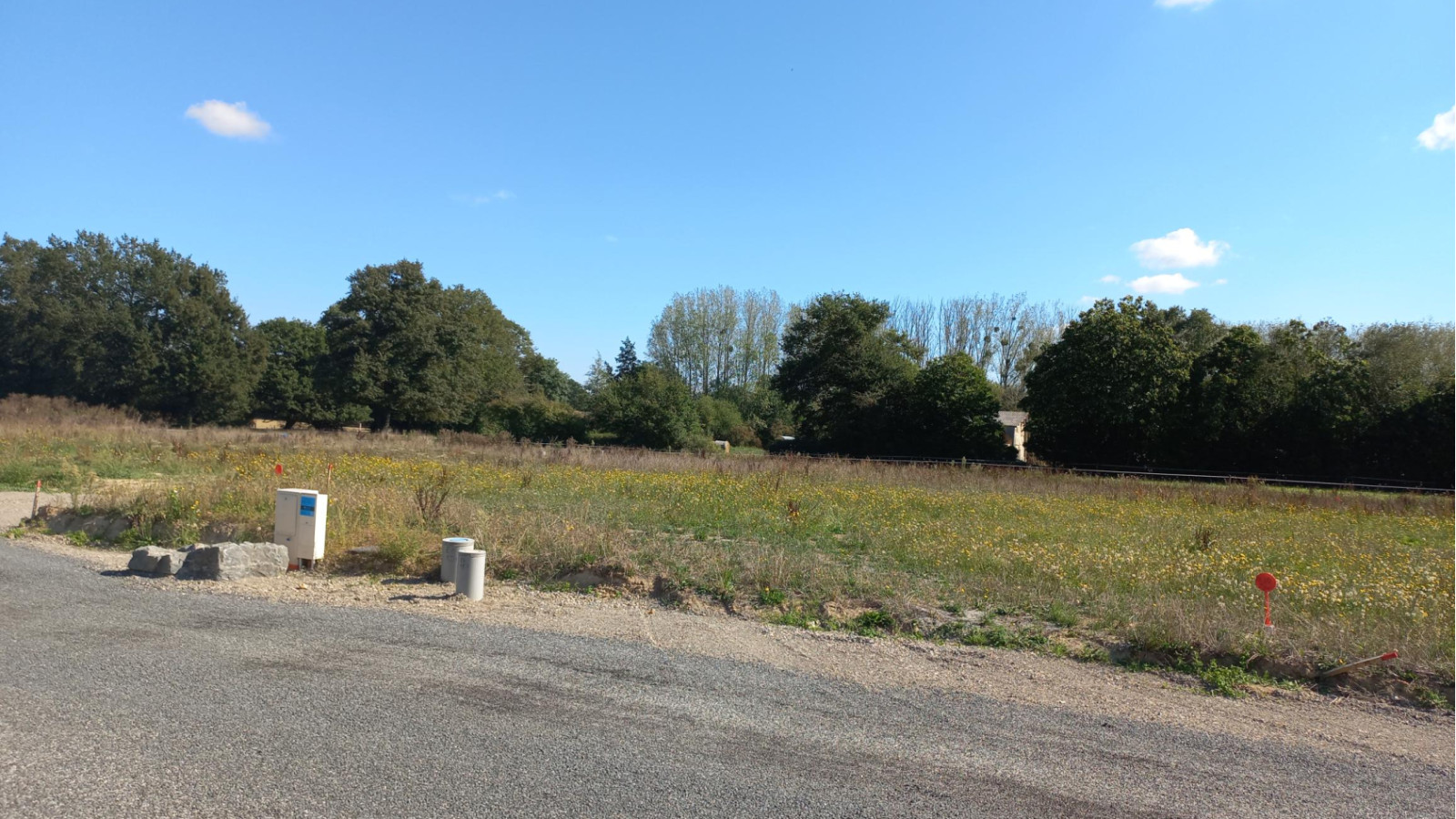 Terrain constructible de 340m2 à Saint-Aubin-des-Landes