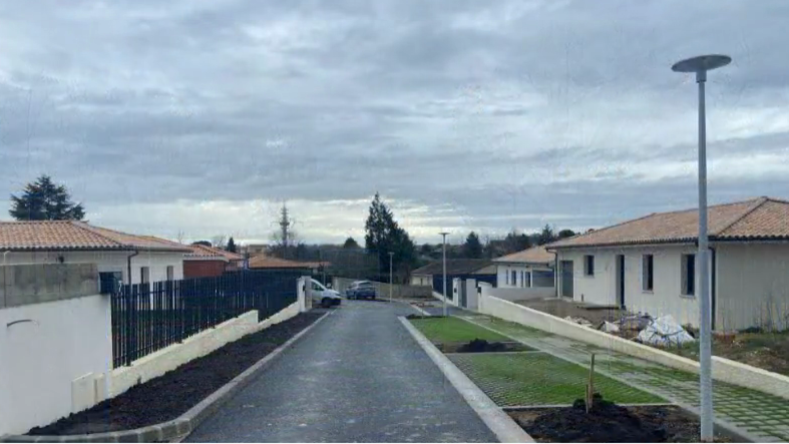 Terrain constructible de 350m2 à Artigues-près-Bordeaux