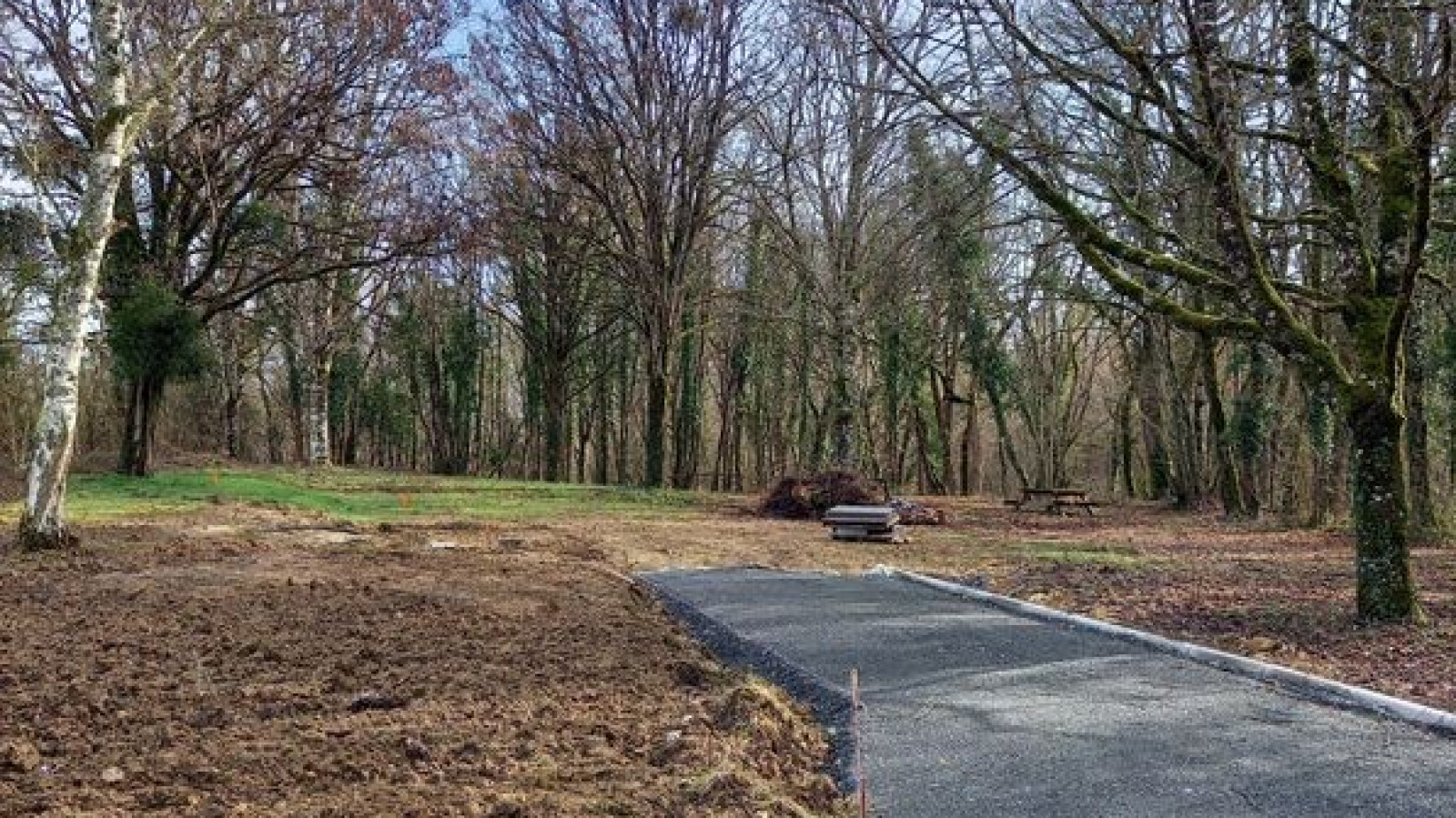 Terrain constructible de 552m2 à Chanceaux-près-Loches