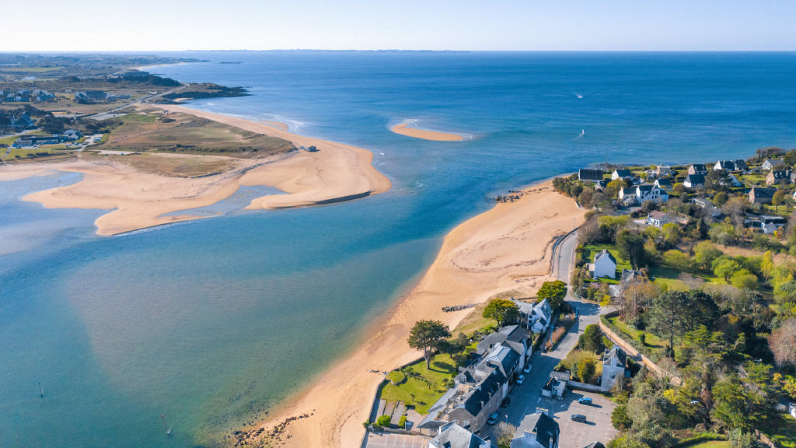 Terrain constructible de 342m2 à Guidel