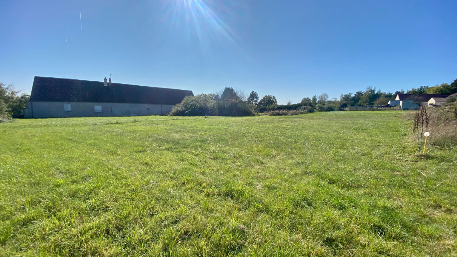 Terrain constructible de 500m2 à Vineuil