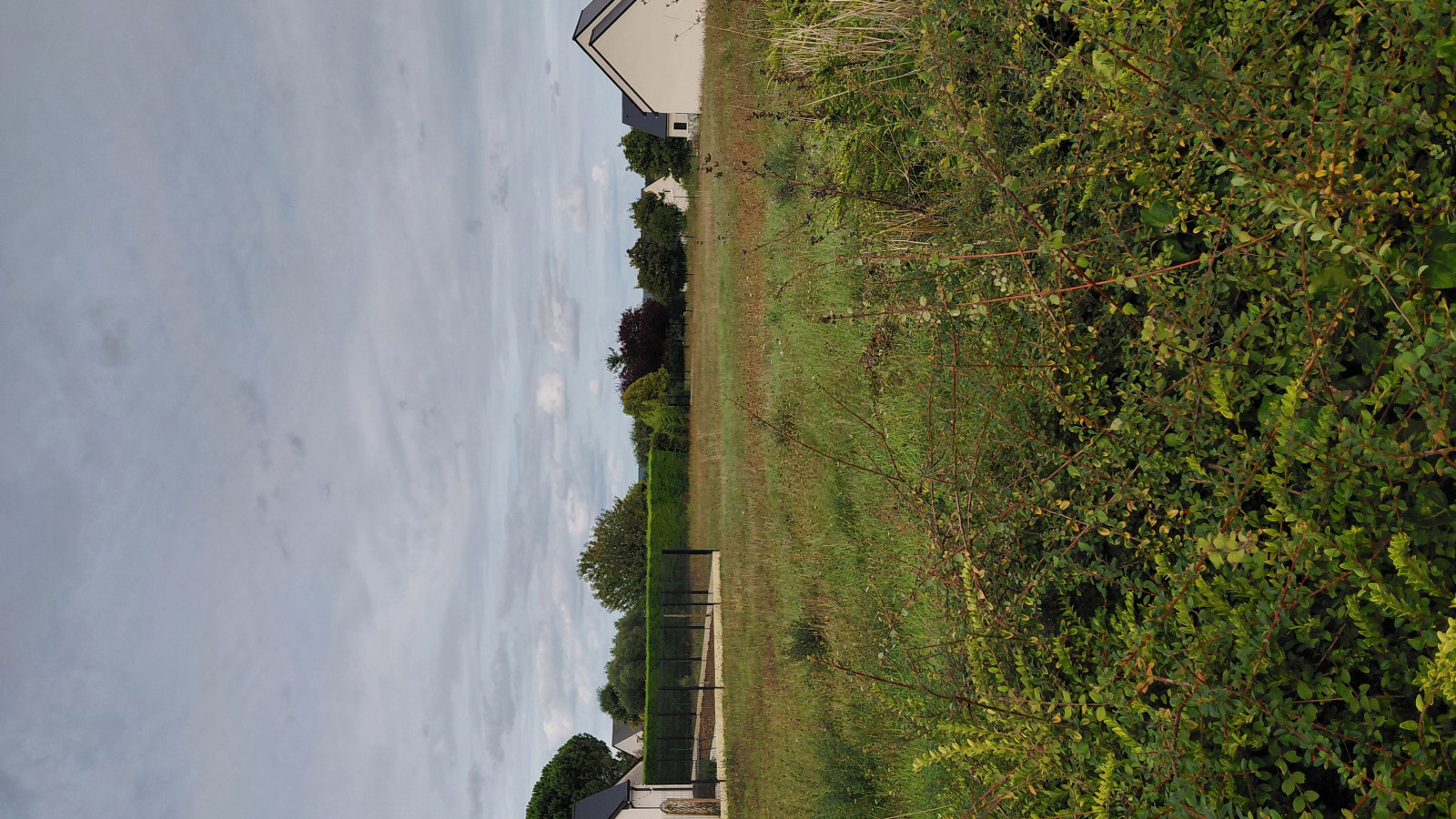 Terrain constructible de 287m2 à Druye