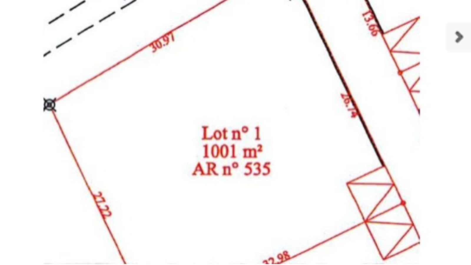 Terrain constructible de 1001m2 à Pleumartin