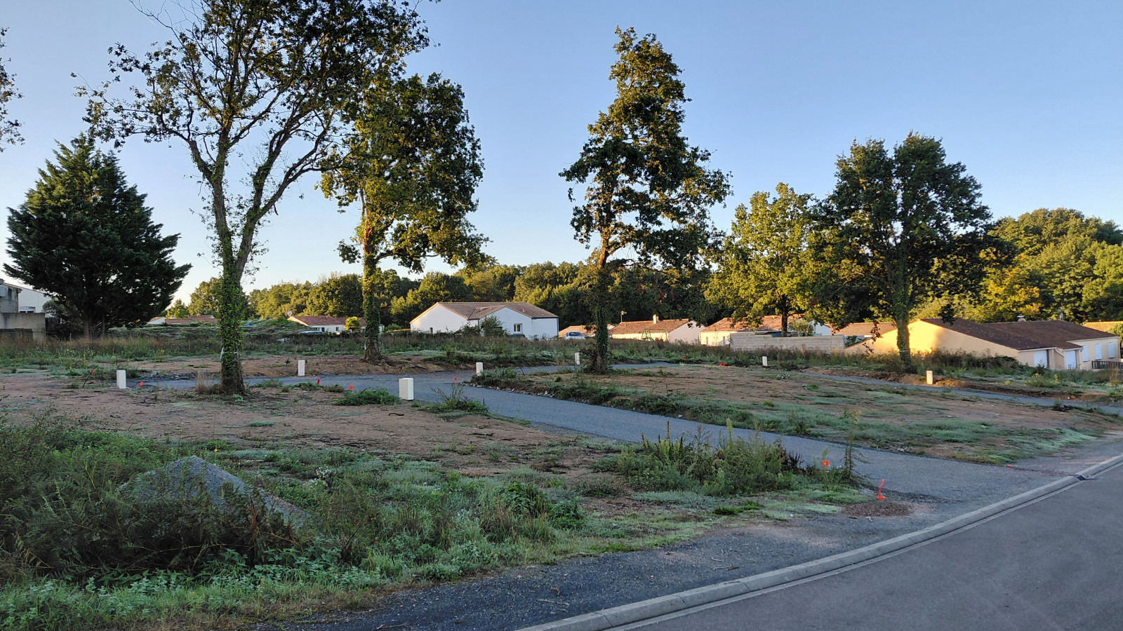 Terrain constructible de 480m2 à Poiroux