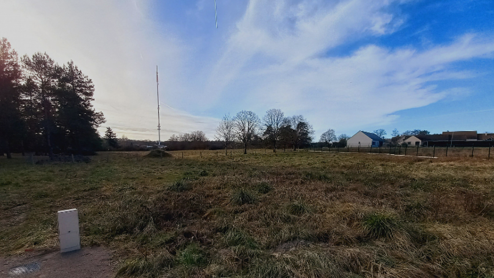 Terrain constructible de 531m2 à Traînou