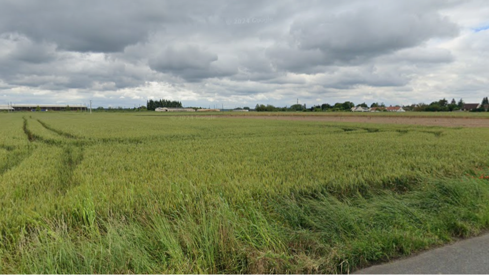 Terrain constructible de 350m2 à Baule