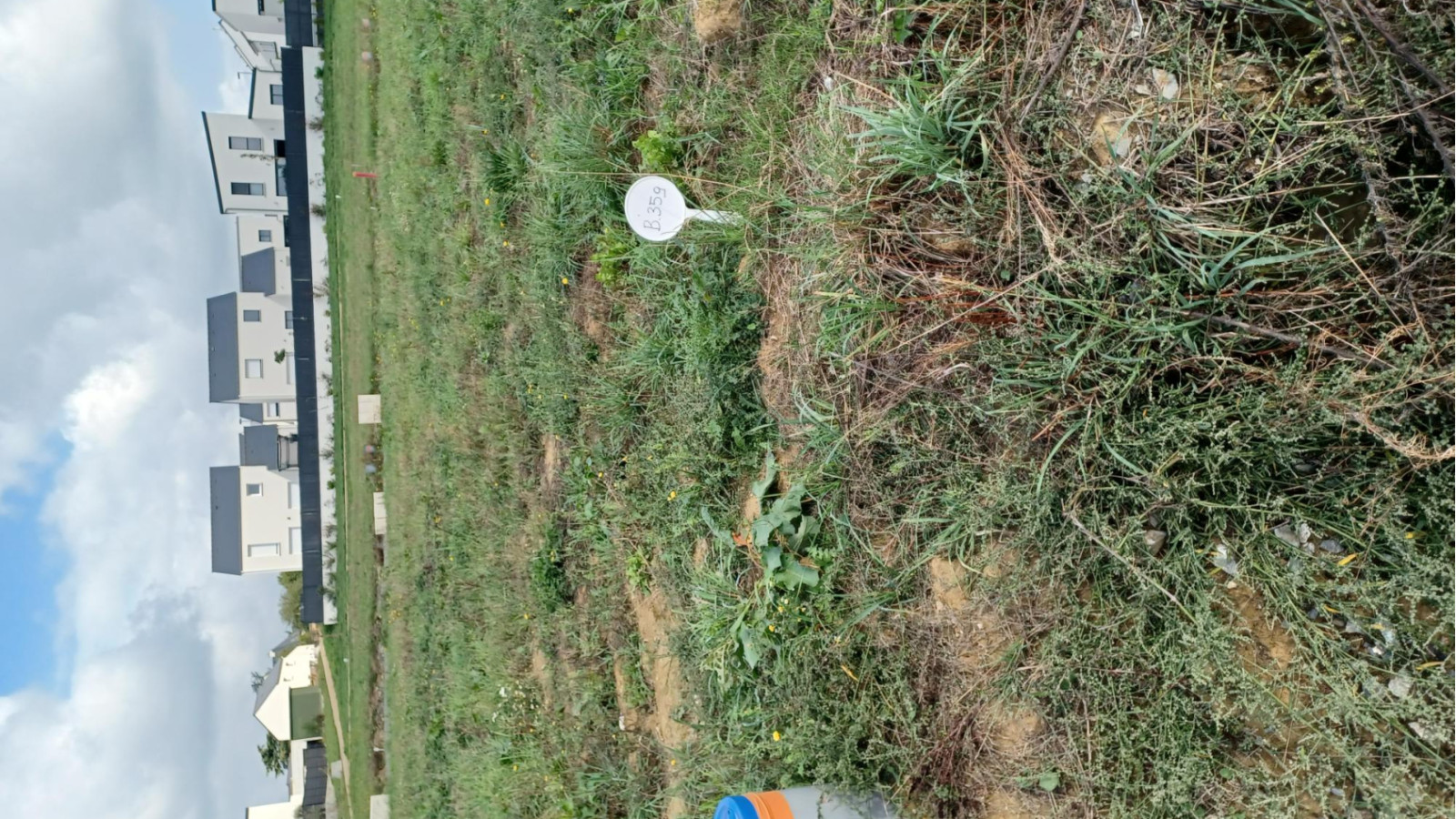 Terrain constructible de 314m2 à Piré-Chancé