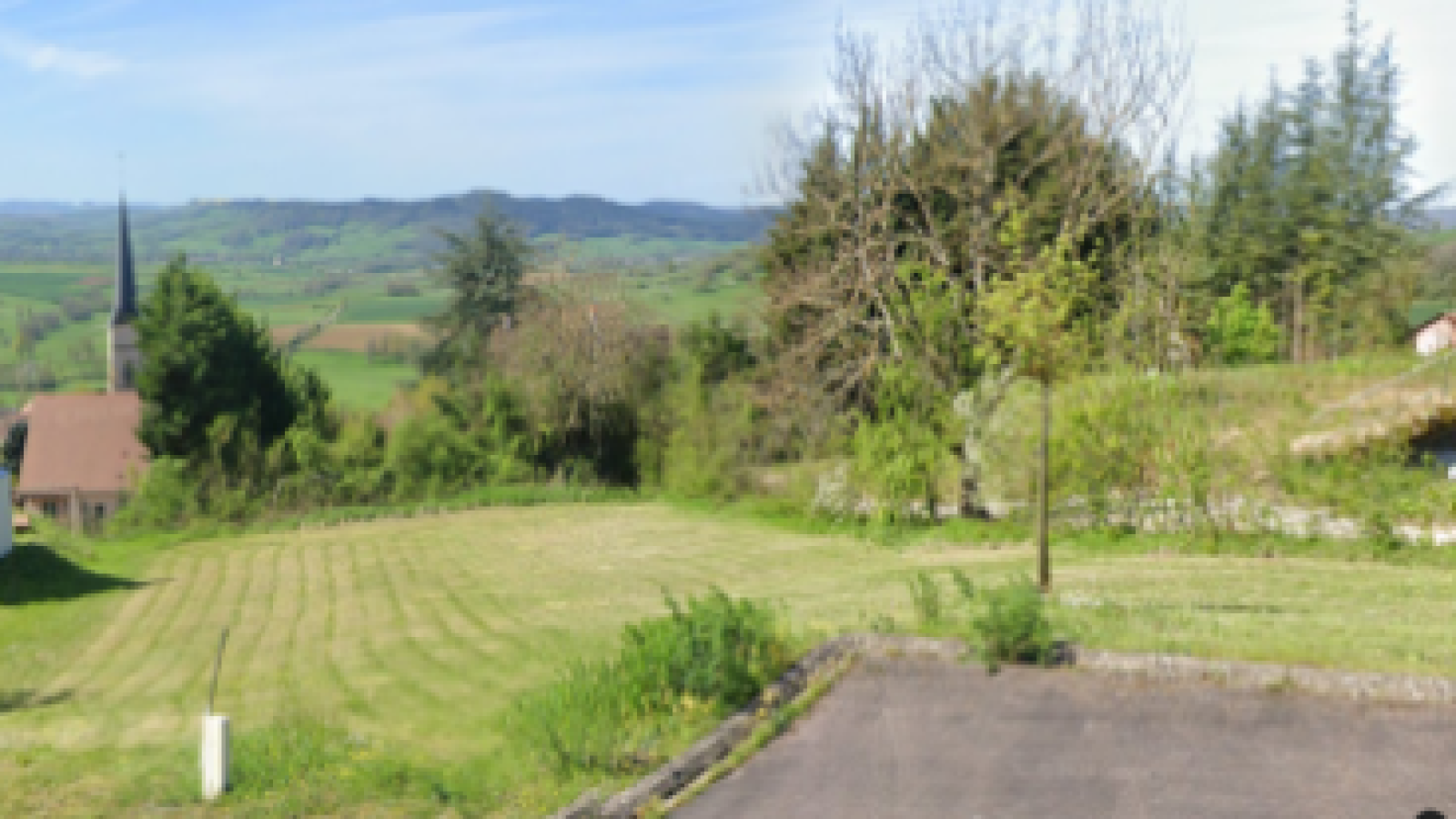 Terrain constructible de 867m2 à Annay-la-Côte