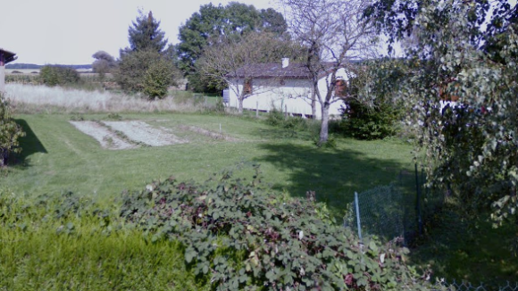 Terrain Saint-Léger-Triey.png