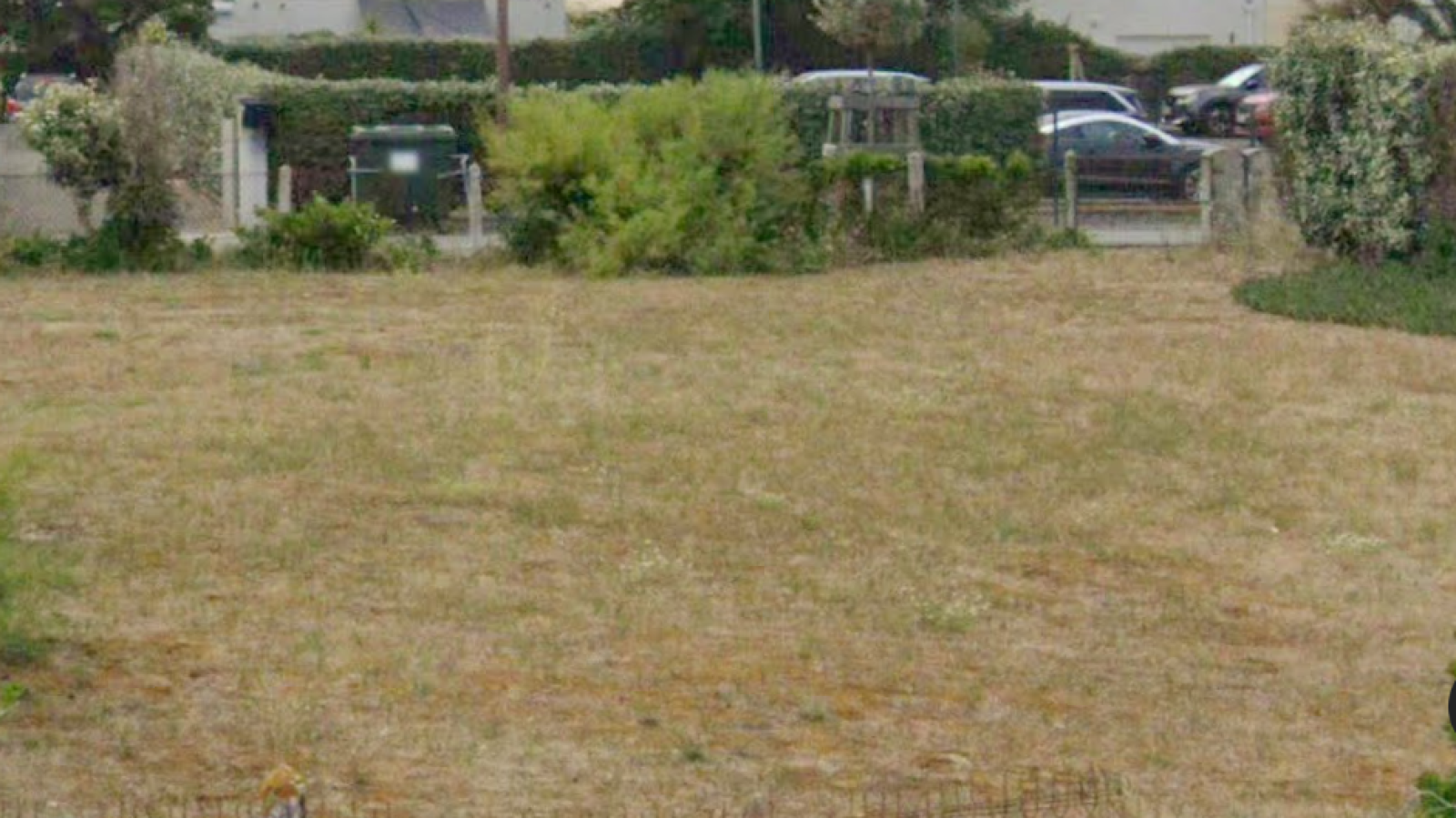 Terrain constructible de 396m2 à Le Teich
