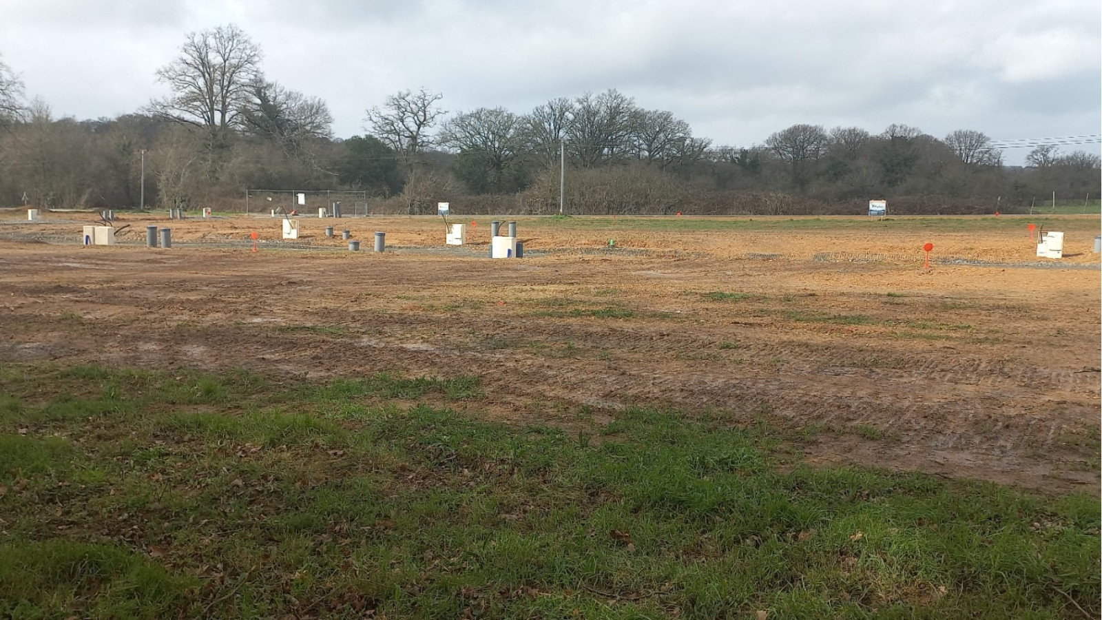 Terrain constructible de 259m2 à Chanteloup