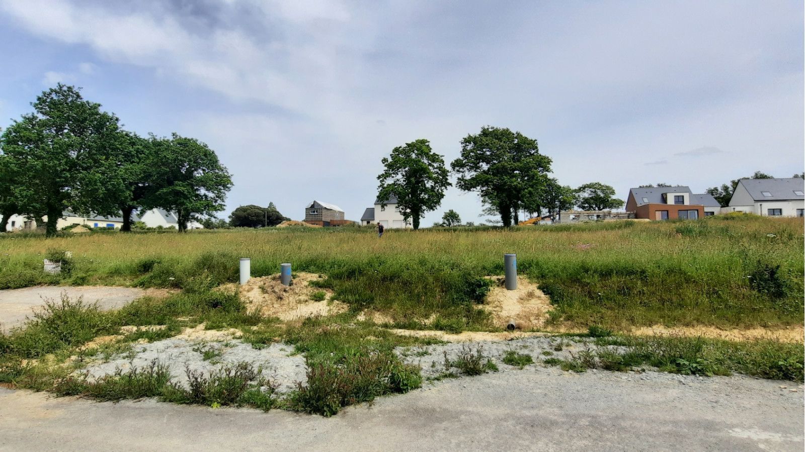 Terrain constructible de 297m2 à Bréal-sous-Montfort