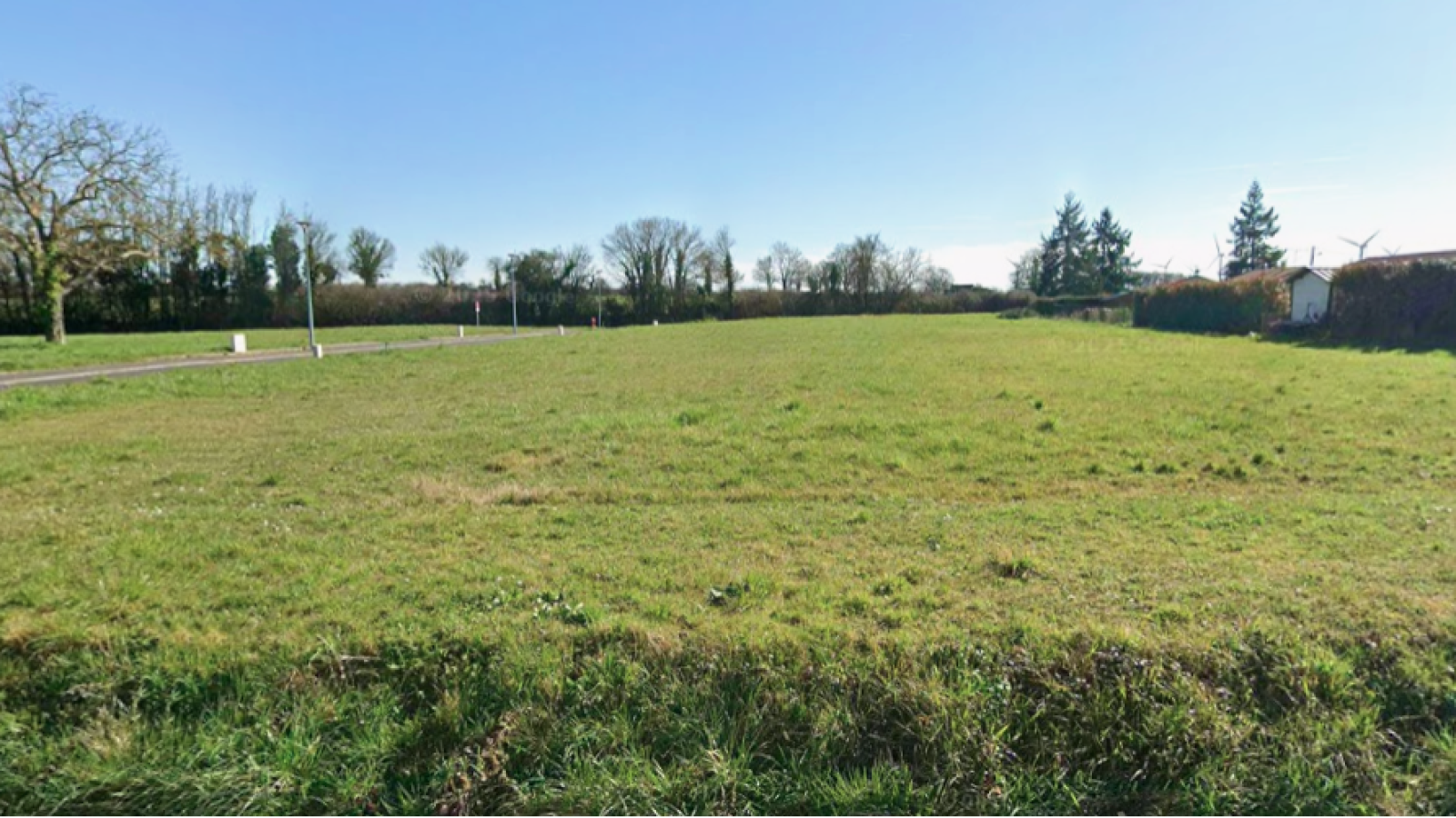 Terrain constructible de 880m2 à Pleumartin