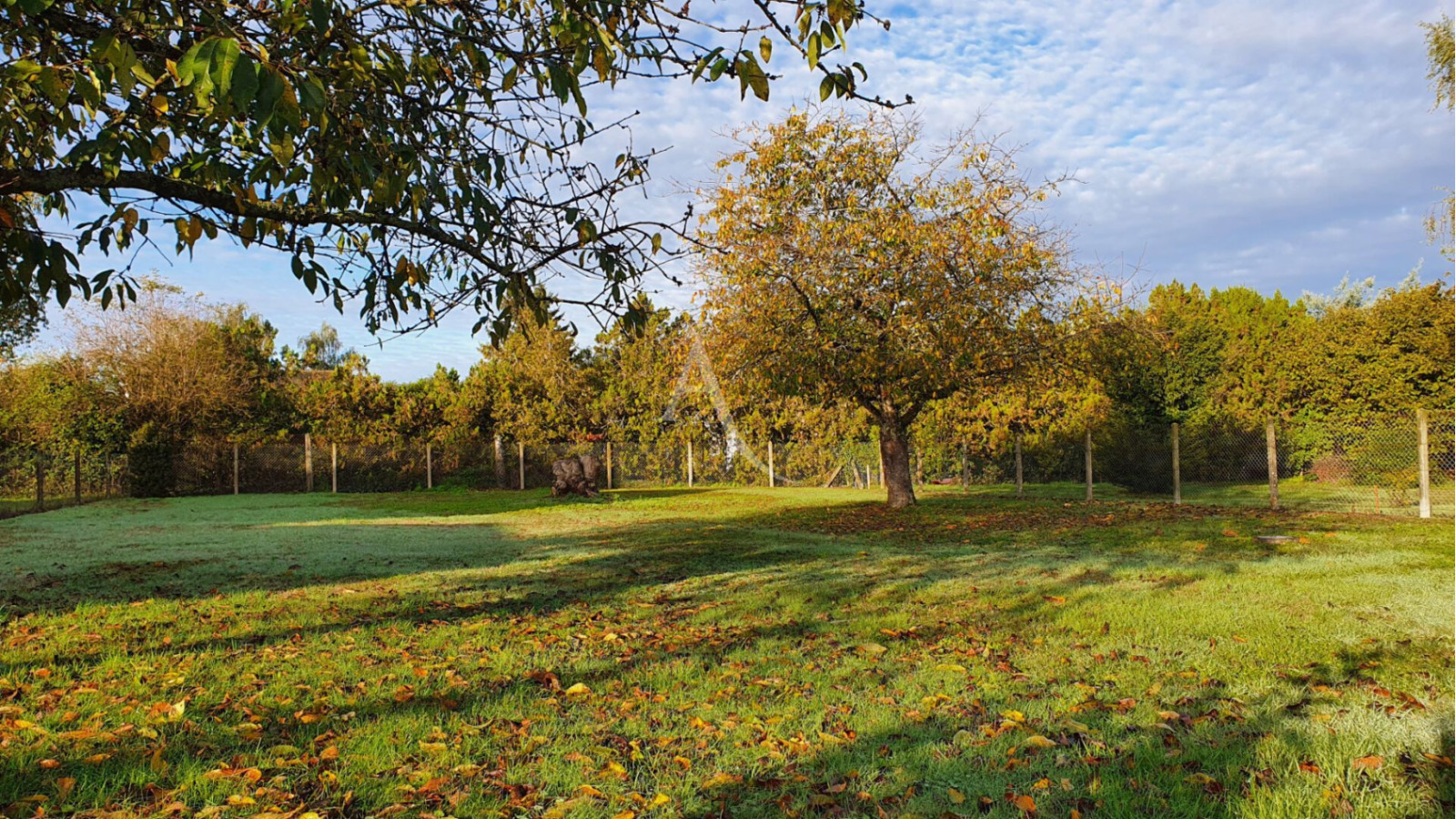 Terrain constructible de 407m2 à Lignières-de-Touraine