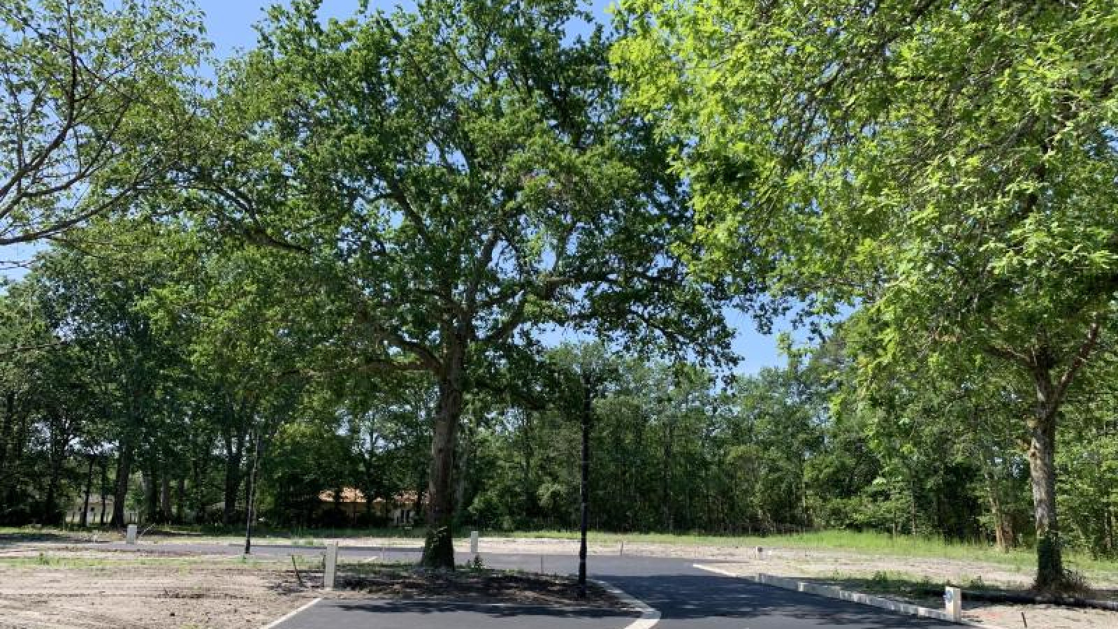 Terrain constructible de 945m2 à Saint-Aubin-de-Médoc