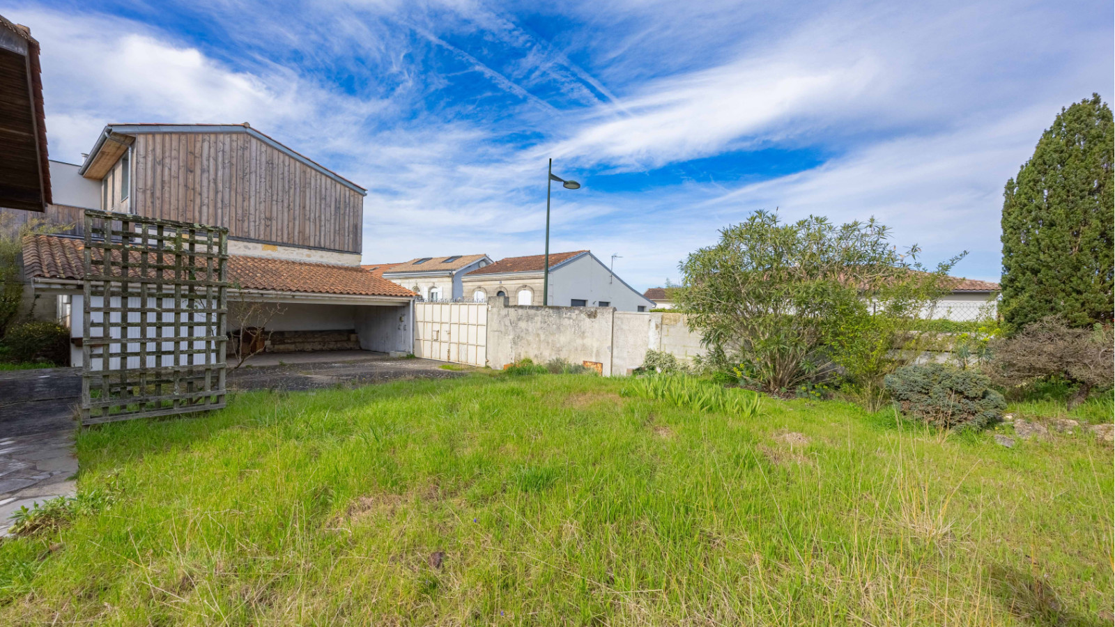 Terrain constructible de 217m2 à Bègles