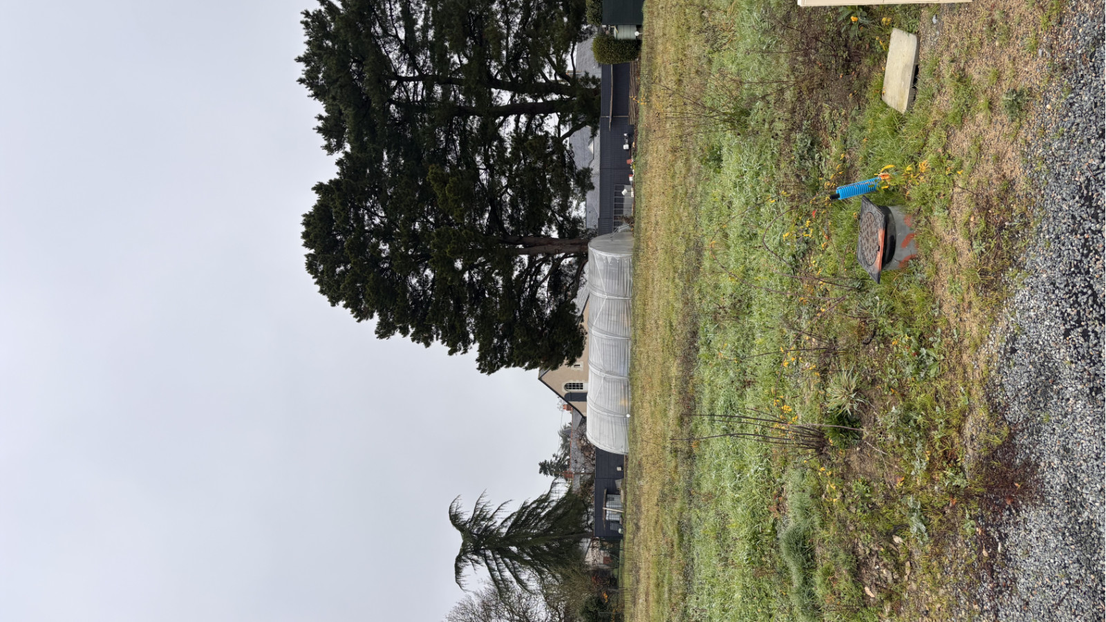 Terrain constructible de 584m2 à Mûrs-Erigné