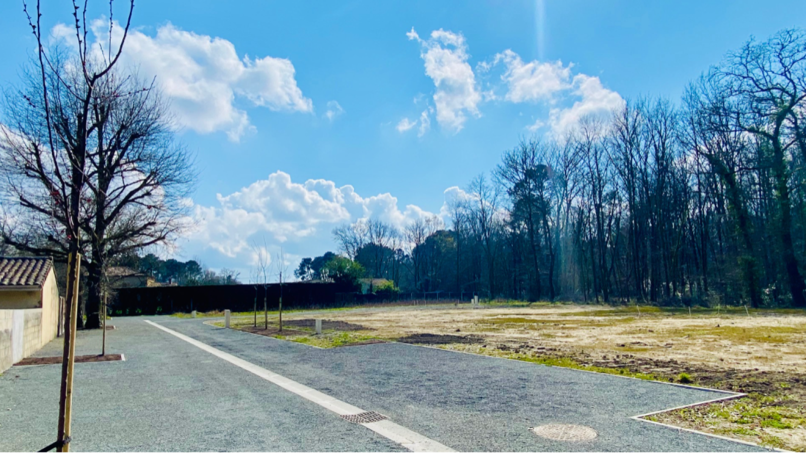 Terrain constructible de 402m2 à Artigues-près-Bordeaux