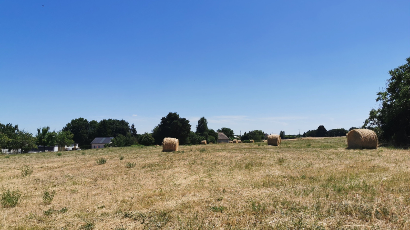 Terrain constructible de 465m2 à Sainte-Maure-de-Touraine