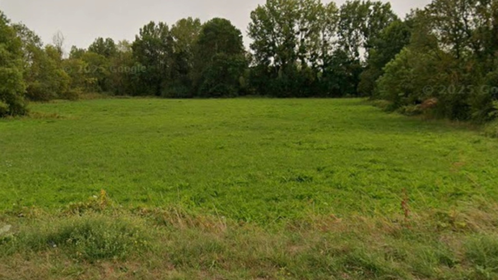Terrain constructible de 1200m2 à Chambourg-sur-Indre