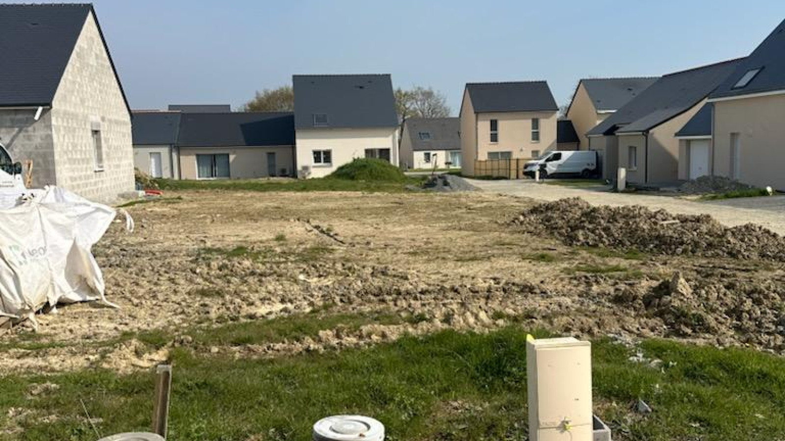 Terrain constructible de 564m2 à Saint-Augustin-des-Bois