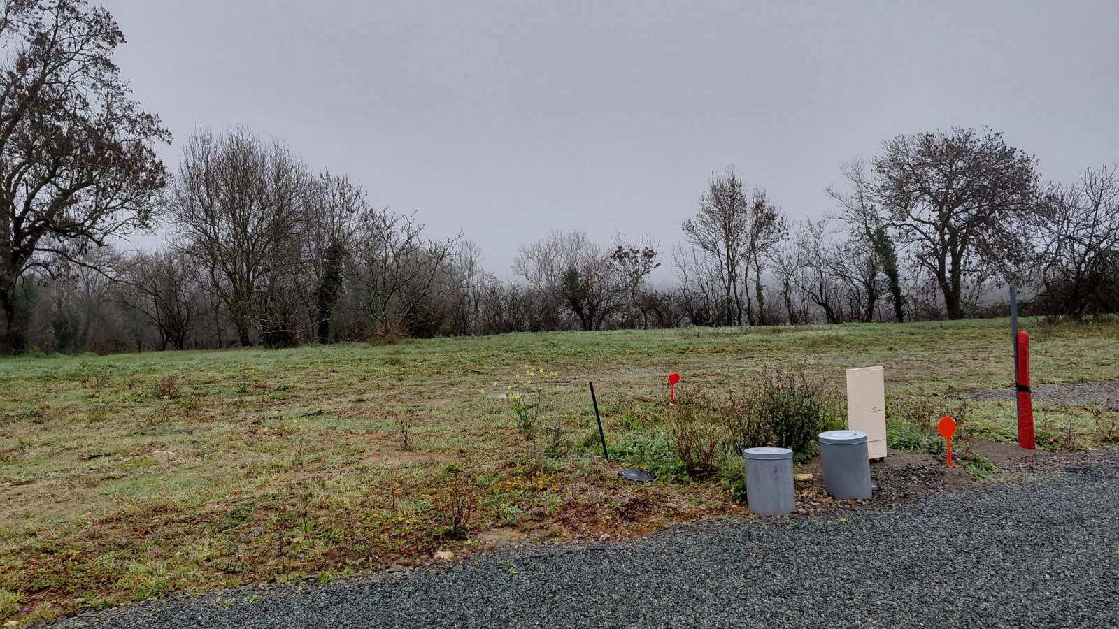 Terrain constructible de 474m2 à Saint-Mathurin