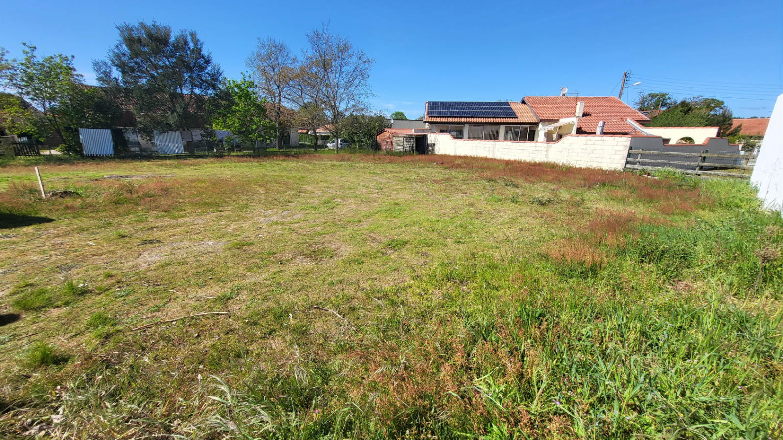 Terrain constructible de 318m2 à Gujan-Mestras