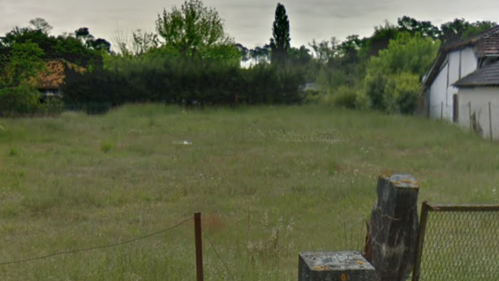 Terrain constructible de 690m2 à Pissos