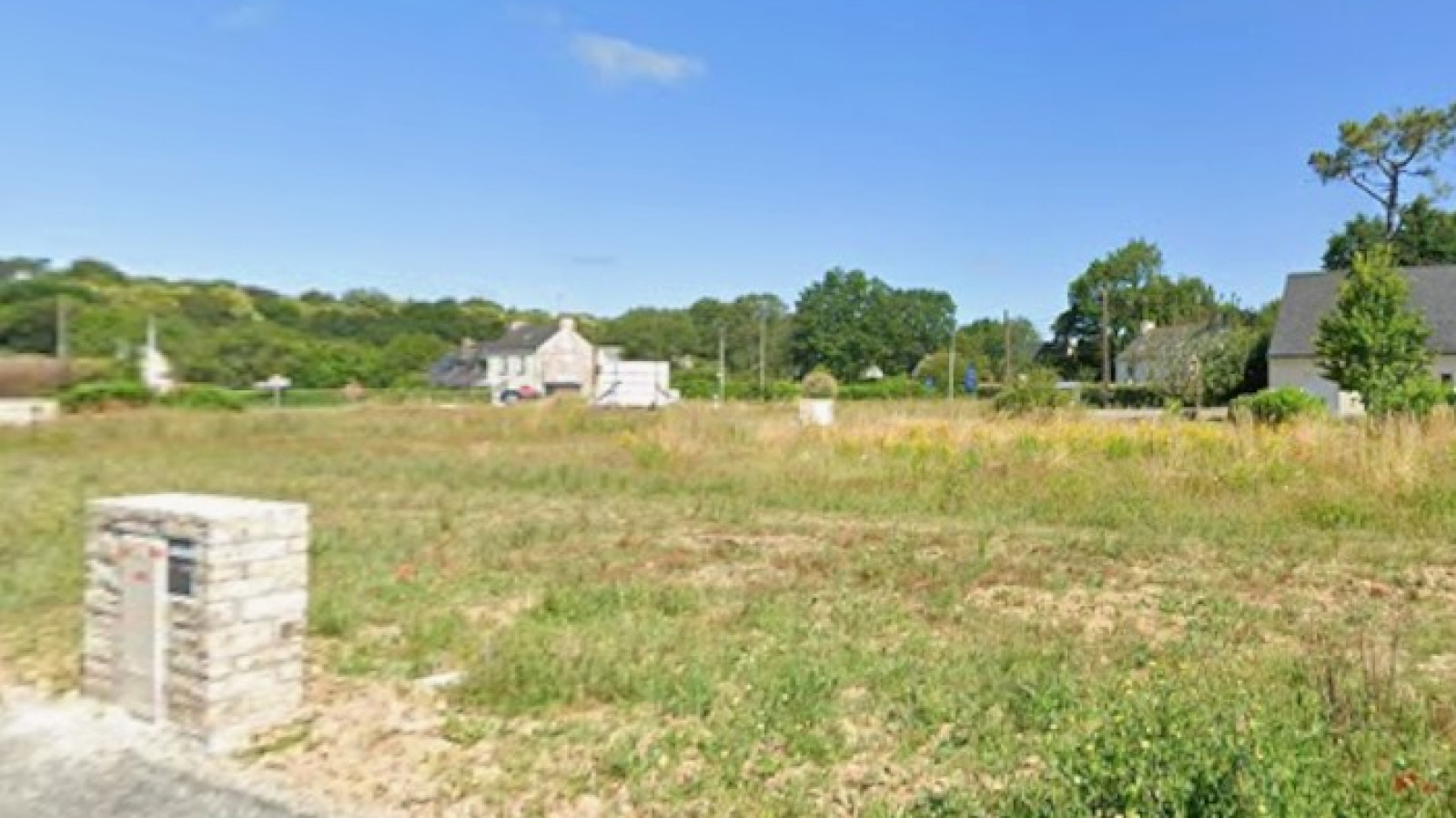 Terrain constructible de 380m2 à Clohars-Carnoët