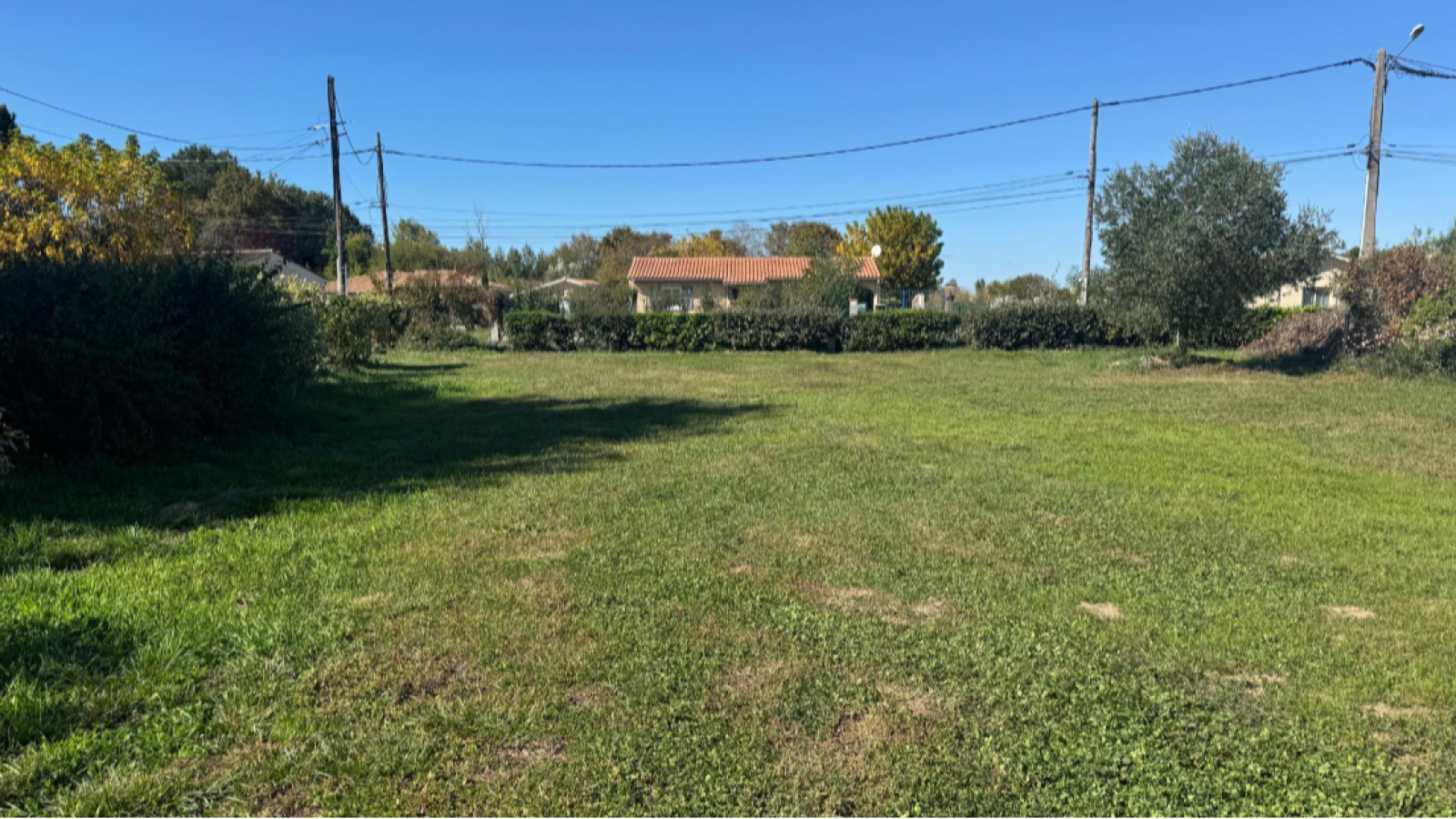 Terrain constructible de 694m2 à Gradignan