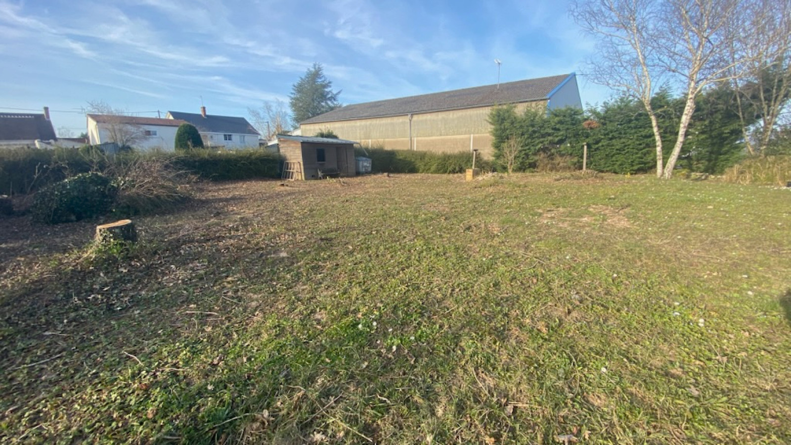 Terrain constructible de 557m2 à Valloire-sur-Cisse