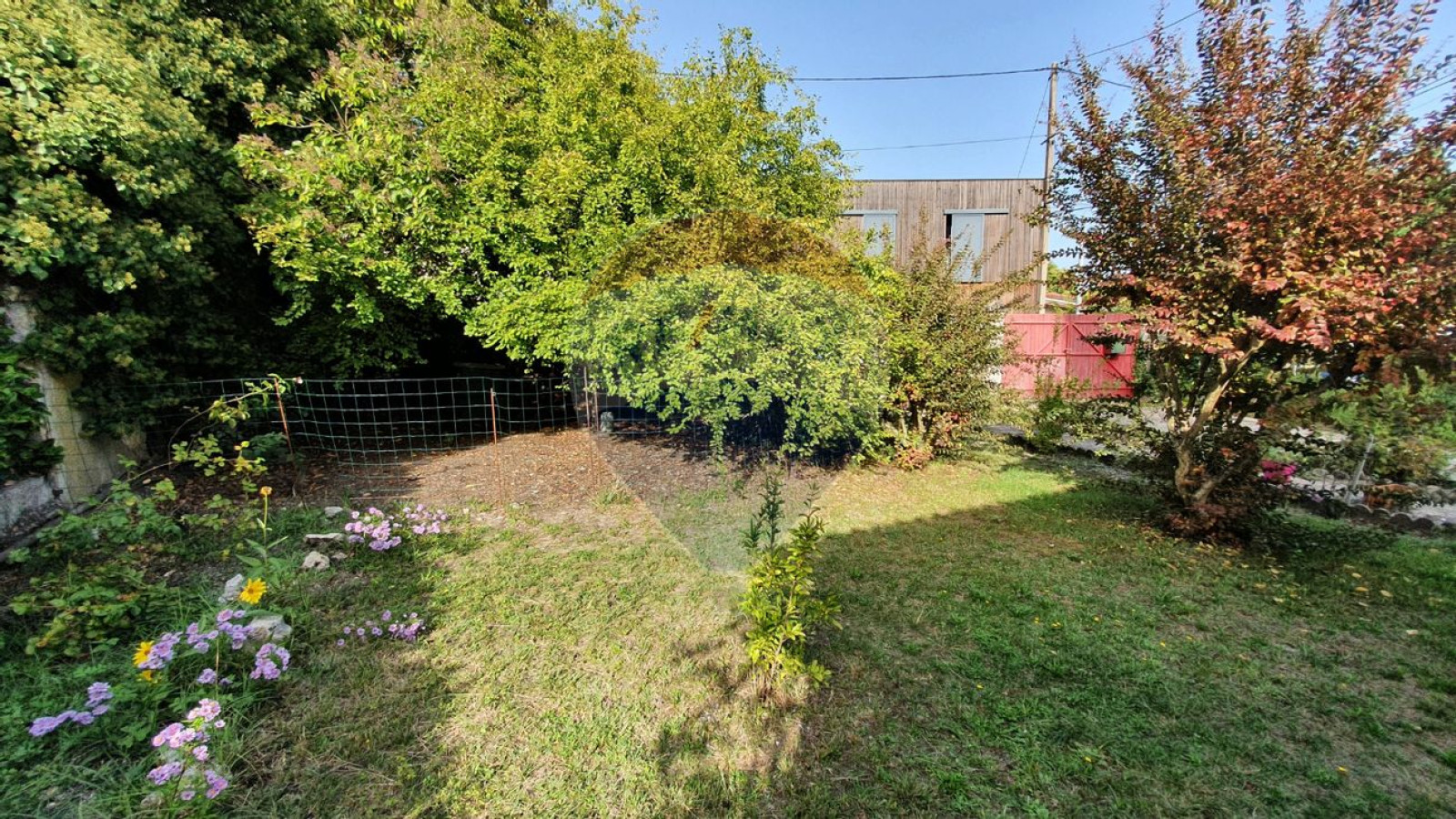 Terrain constructible de 805m2 à Le Barp