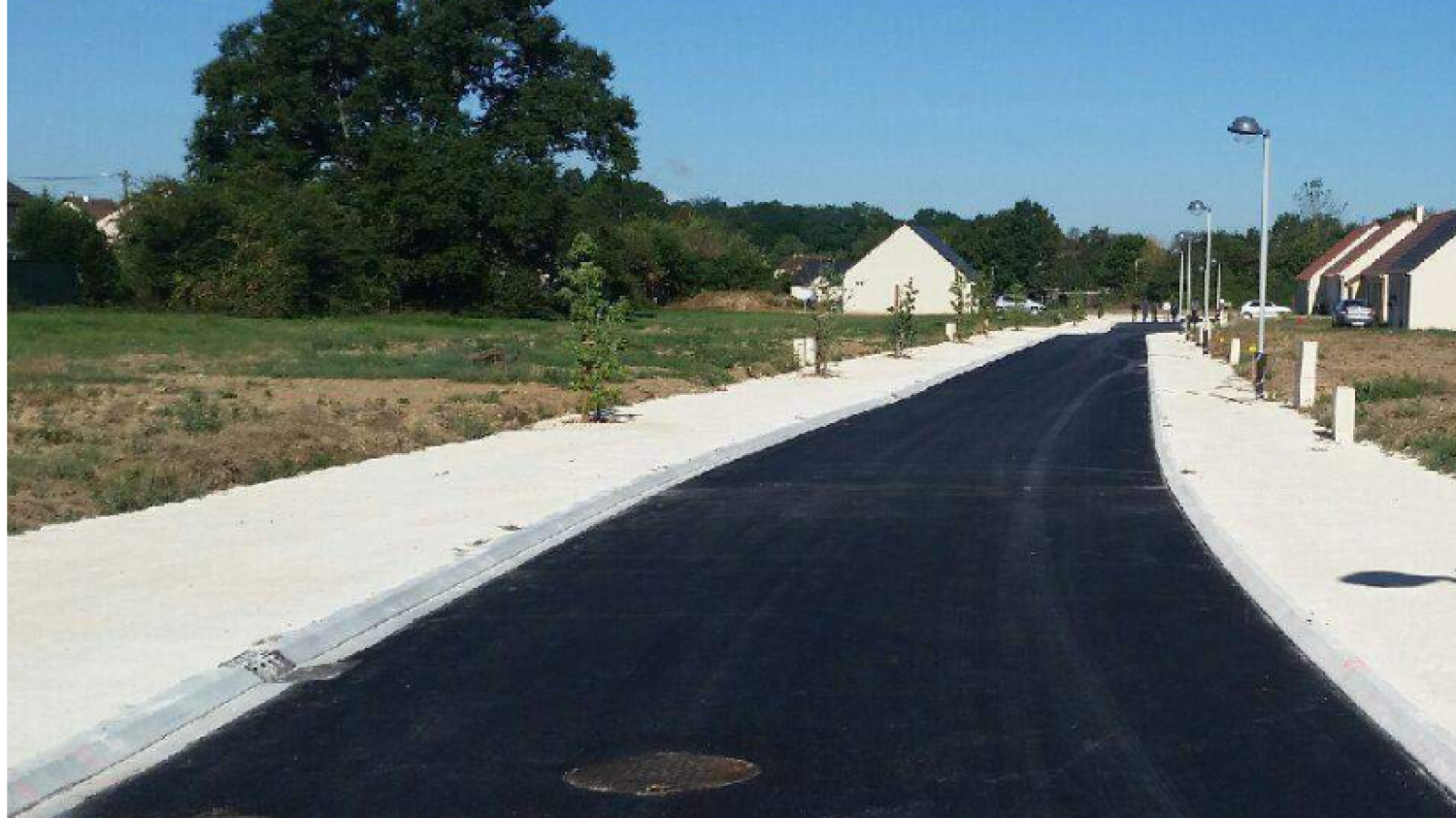 Terrain constructible de 560m2 à Messas