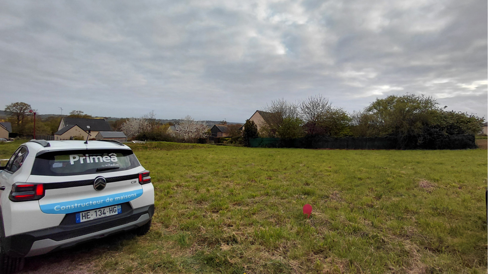 Terrain constructible de 449m2 à Bruz