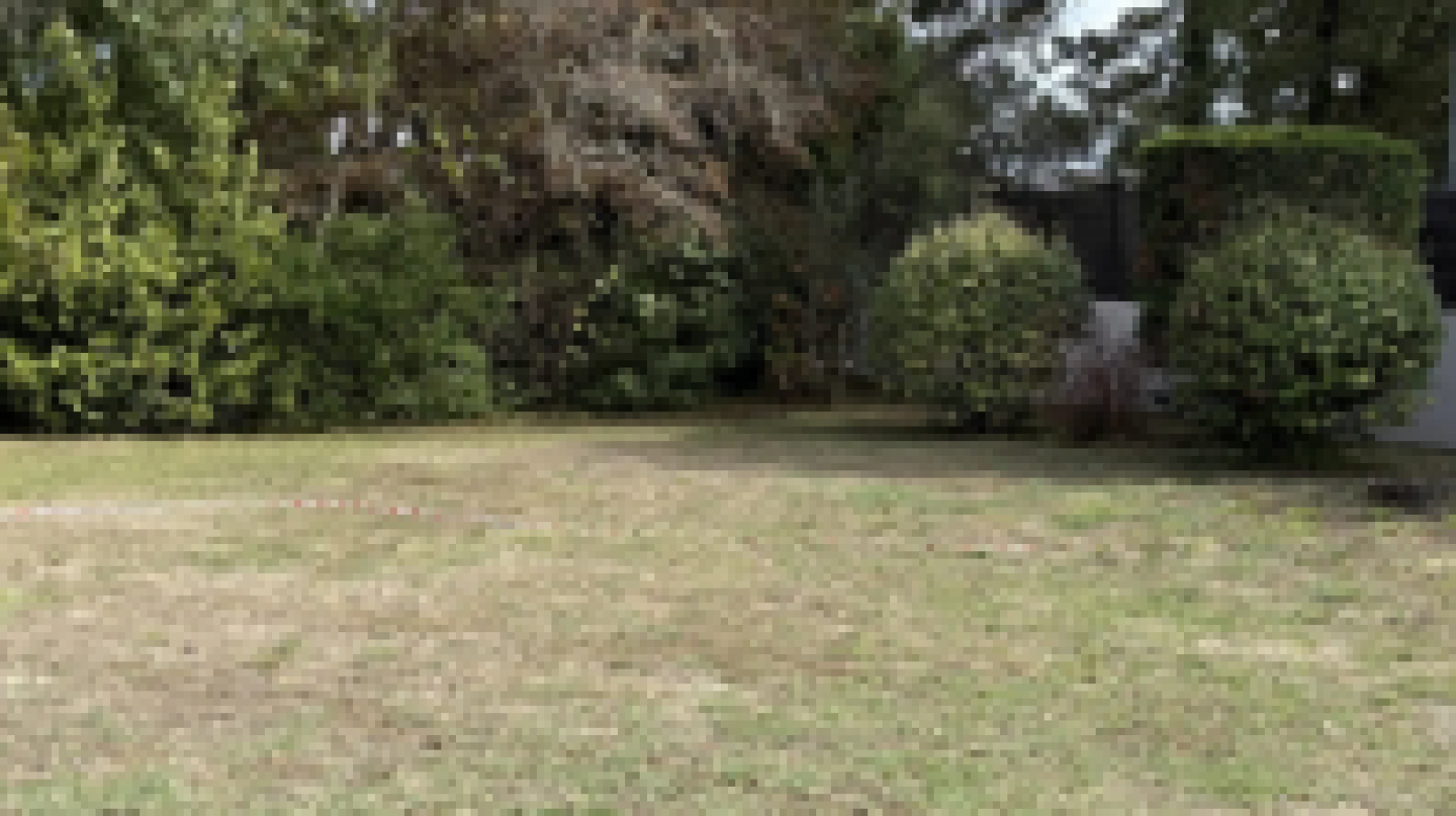 Terrain constructible de 1040m2 à Le Taillan-Médoc