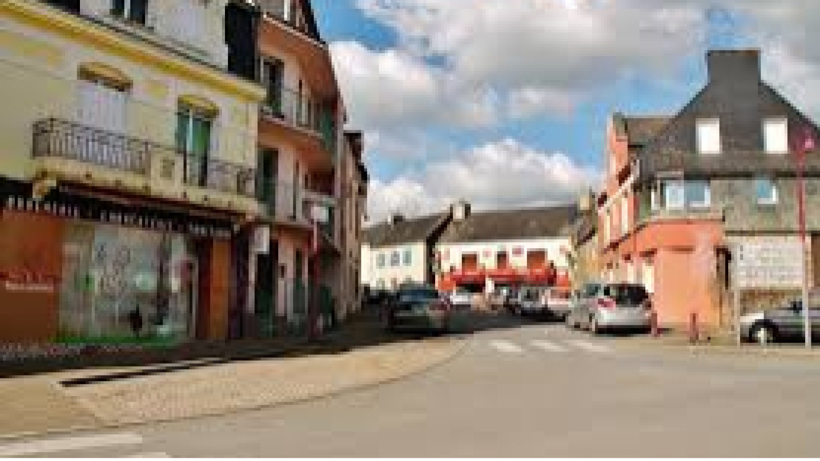 Terrain constructible de 404m2 à Landévant