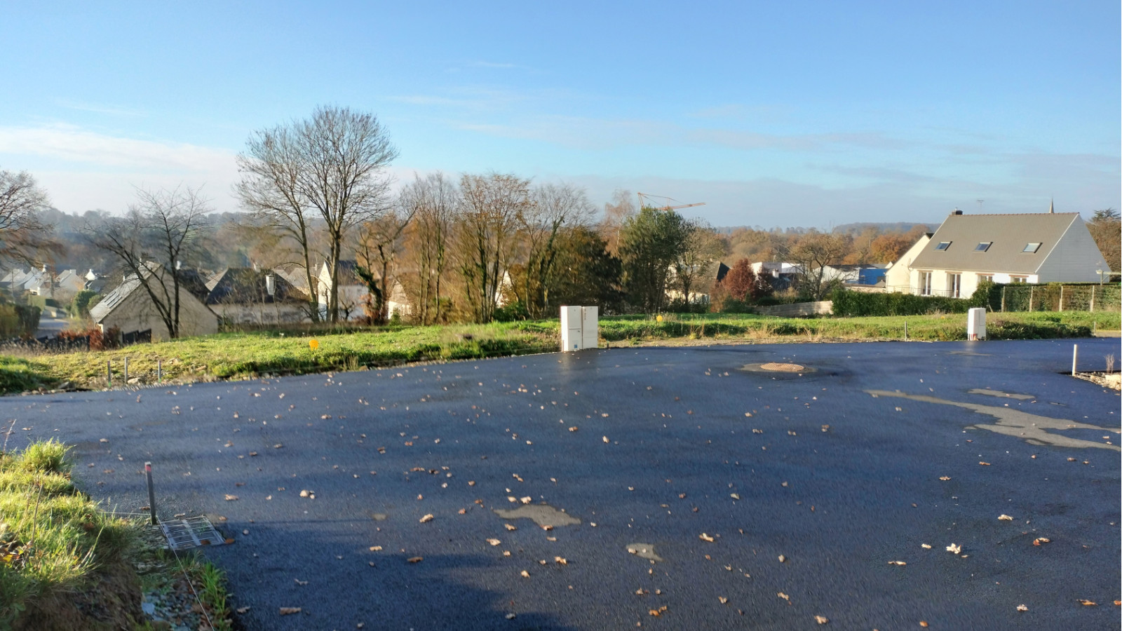 Terrain constructible de 300m2 à Saint-Péran